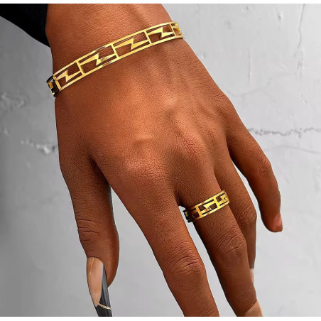 Conjunto de Anillo y Pulsera Dorado: Elegancia Minimalista