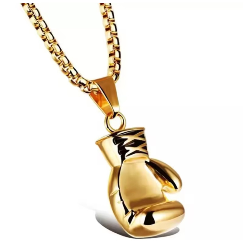 Eleva tu Estilo con el Colgante de Guante de Boxeo Dorado