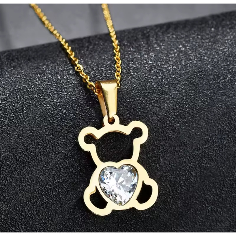 Collar de Oso con Corazón: Elegancia y Amor en Acero Inoxidable