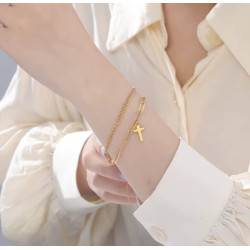 Pulsera de Acero Inoxidable con Cruz Dorada | Joyería Fina para Mujer